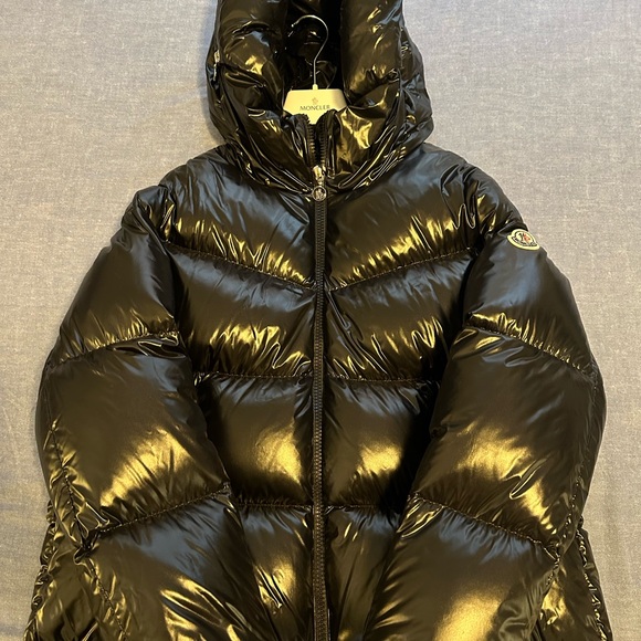 Huppe Short Down Jacket - Picture 2 of 8
